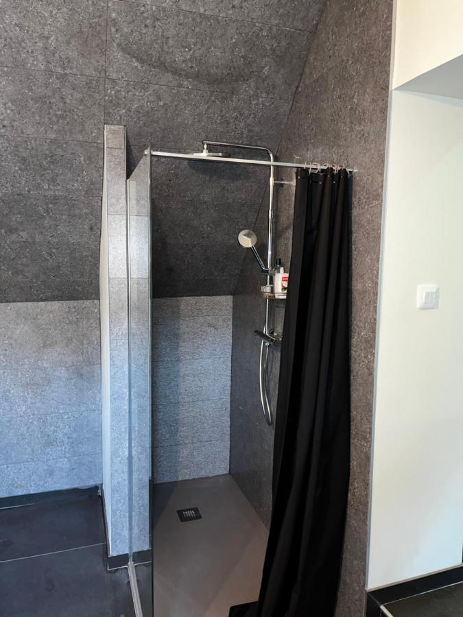 Magnifique Duplex Avec Jaccuzi, Sauna Et Cinema Room Privatif Fontenoy  Exterior photo